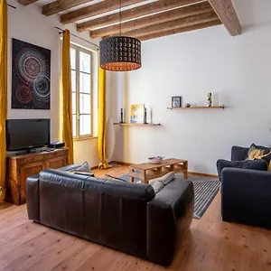 https://le-central.aixenprovencehotels.org